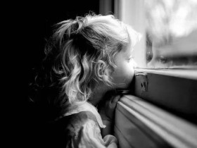 心理分析师带你走出童年阴影